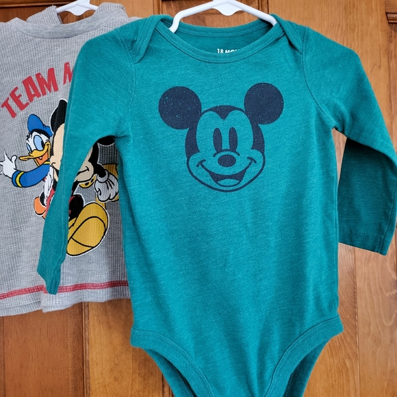 Lot of 8 Disney 12-18 & 18 mo Mickey Hoodies Tops Thermal One Piece Variety - Picture 11 of 15